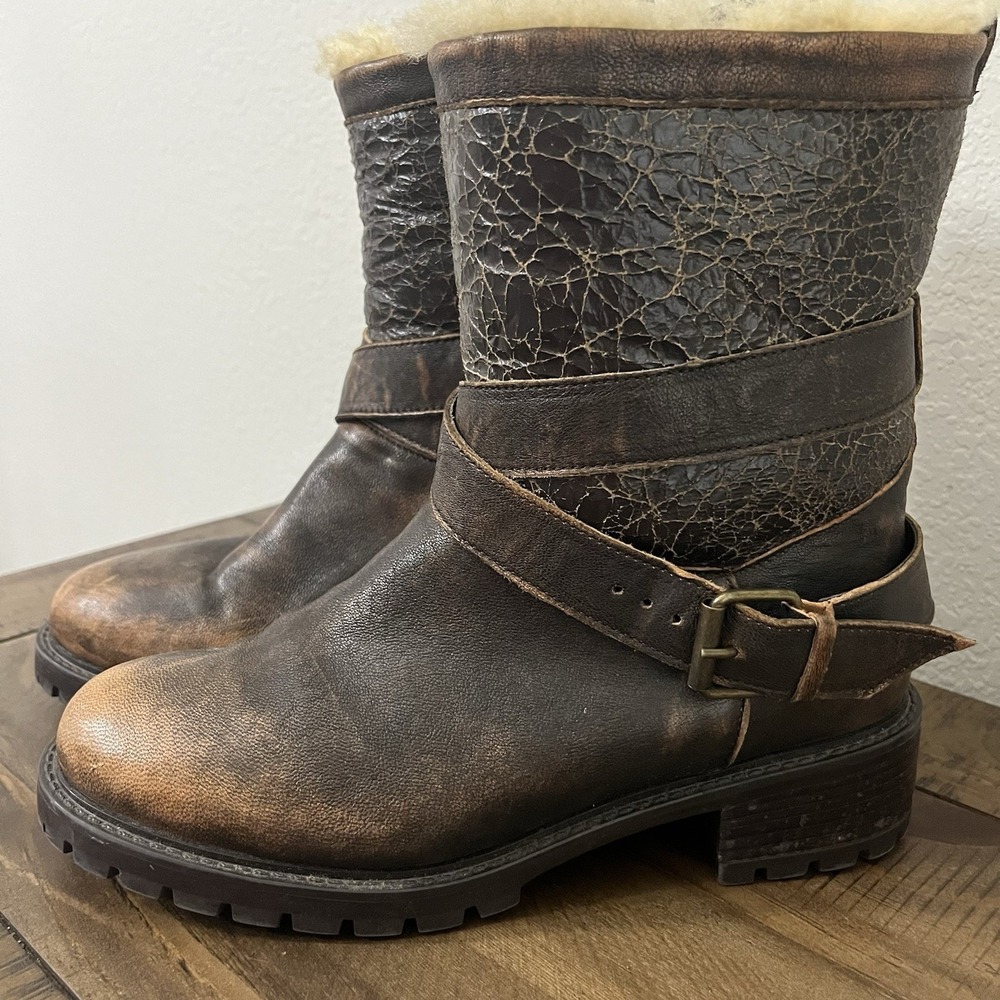 NWOB Ross & Snow Womens Shearling Boots Brown Winter Distressed Moto Style sz 8‎